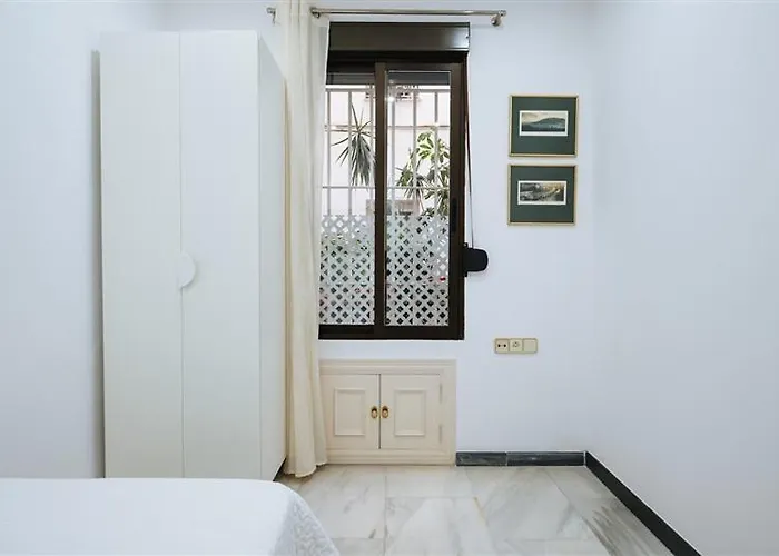 Vivienda Turistica Atanasio Barron- Free Parking Appartamento Siviglia