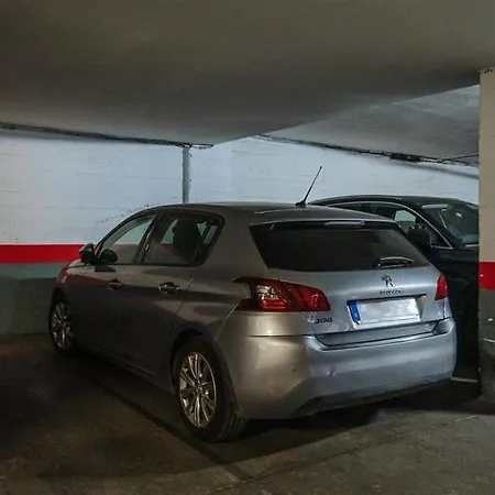 Atanasio Barron- Free Parking Apartment